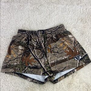 RF Wear camo shorts size medium